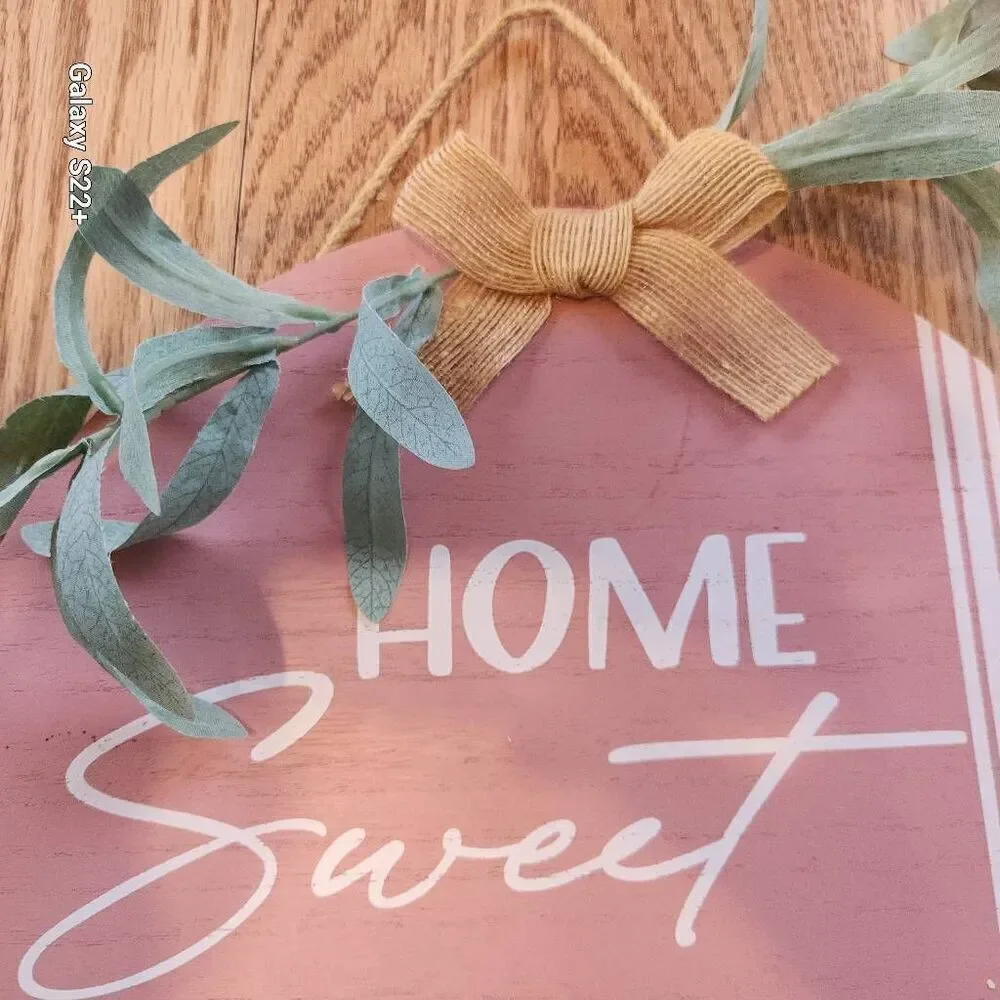 19 Home Sweet Home decorative wall hanging